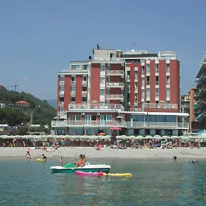https://residence-stella-maris.hotelitalianriviera.com